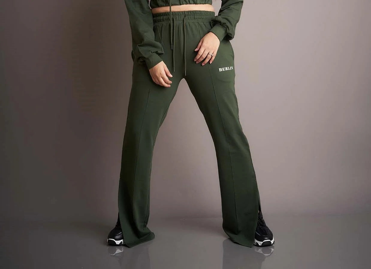  Elevate your casual appeal with these olive joggers for women, a stylish and relaxed option for creating effortless outfits.