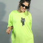 Step into modern casual fashion with this oversized T-shirt, a versatile and trendy piece for women's style